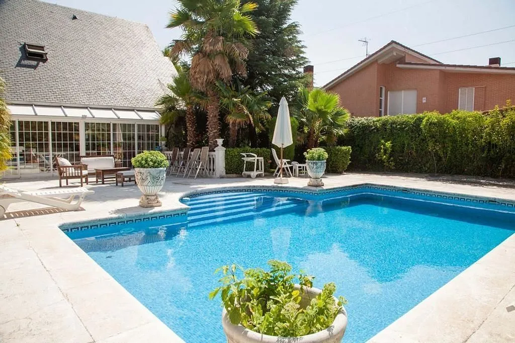 Bassein - Studio with Pool and Terrace in El Bosque
