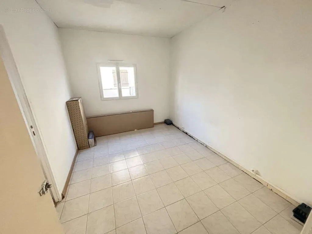 Pièces - Appartement T3 avec Terrasse à Frontignan
