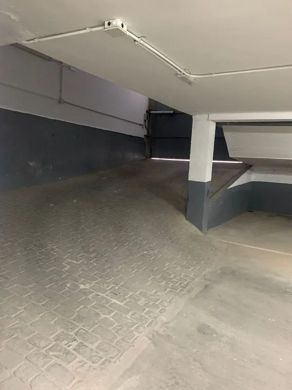 Garaaž - Penthouse with Terrace in Yeles