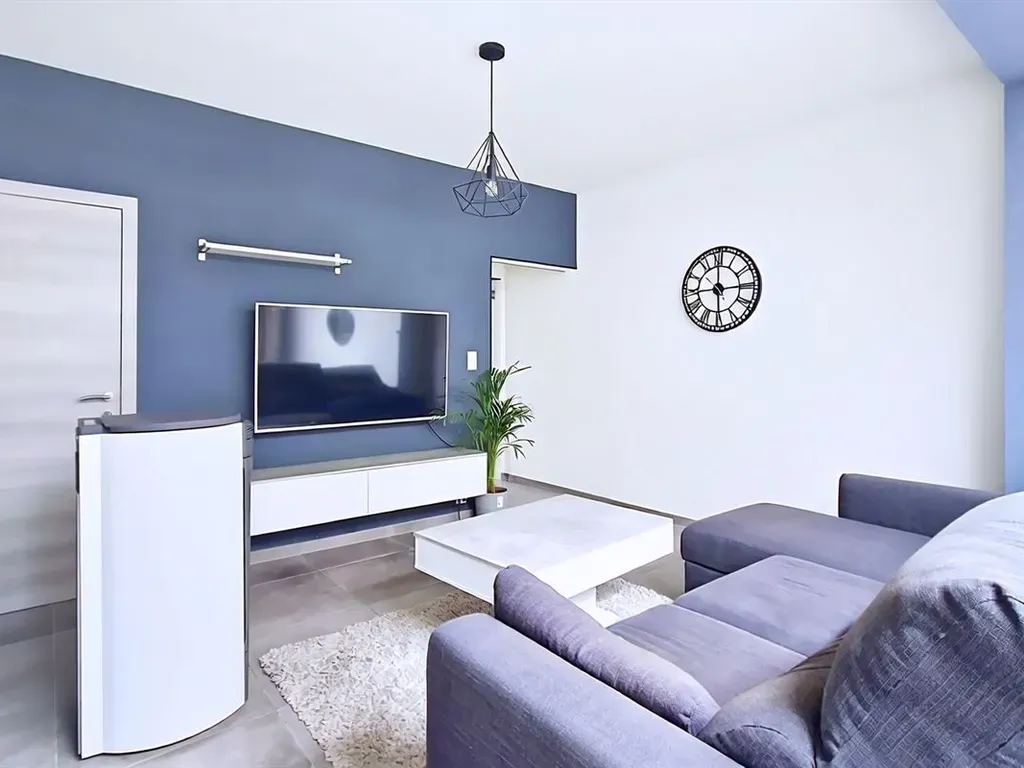 Séjour - Maison Rénovée avec Jardin et Terrasse à Colfontaine