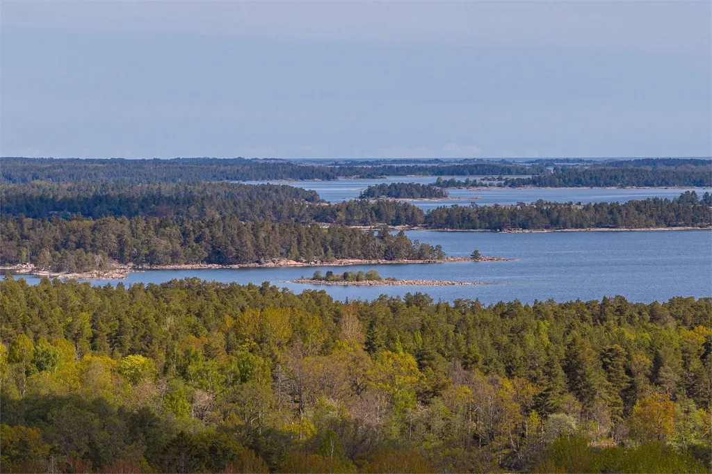 4-toaline maja asukohas Västerviks kommun