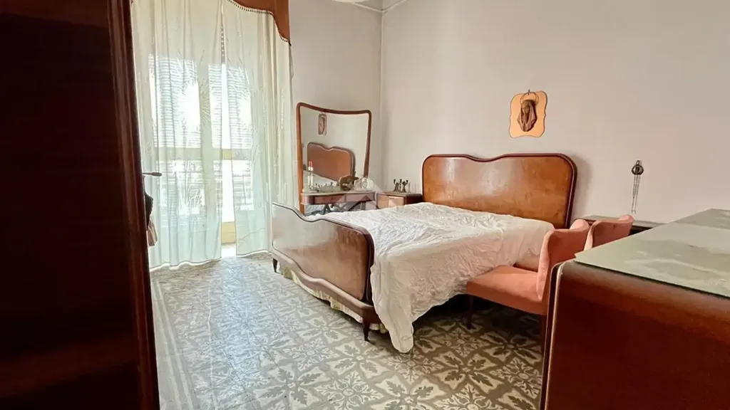 Magamistoad - Independent House with Terrace in San Severo