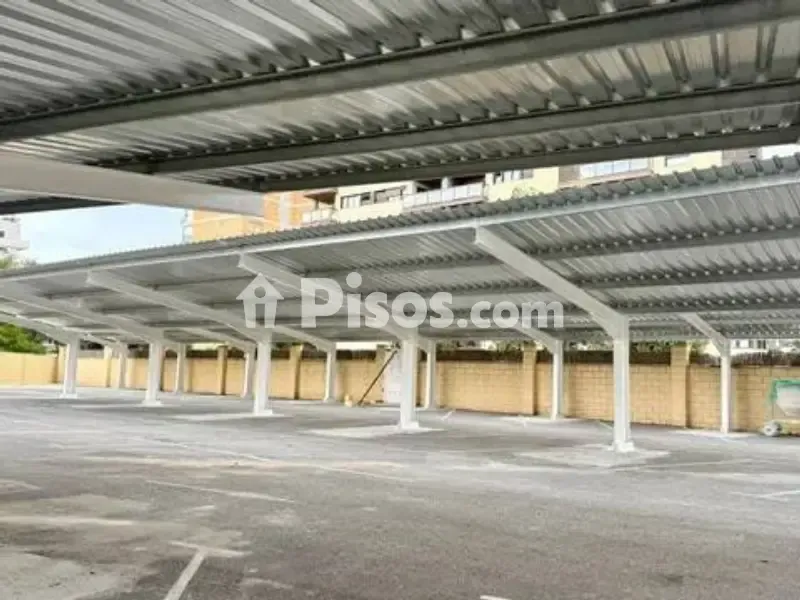 Garaaž - Modernised Ground Floor Flat with Pool in San Juan
