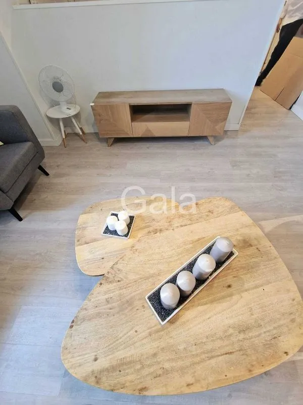 Elutuba - Modernised Flat with South Light in Trafalgar