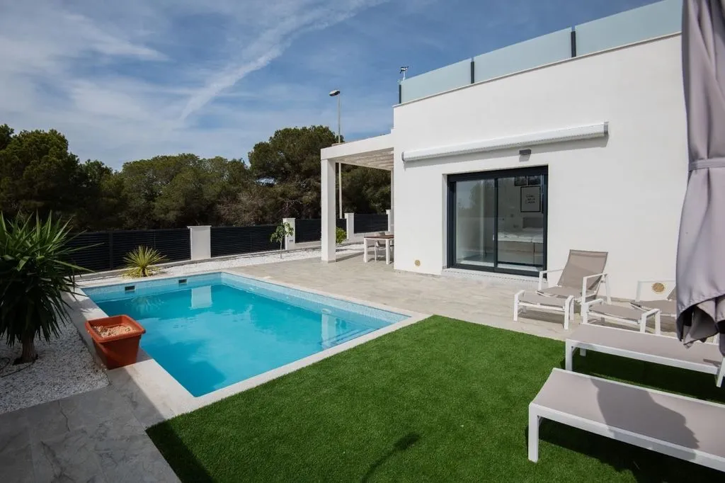 Piscine - New Villa with Pool in Pilar de la Horadada