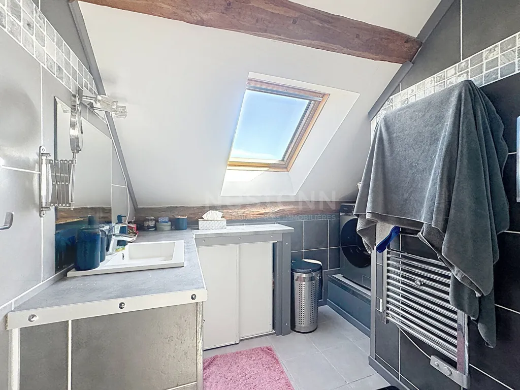 Vannitoad - Charming 4-Bedroom Apartment in Lamorlaye