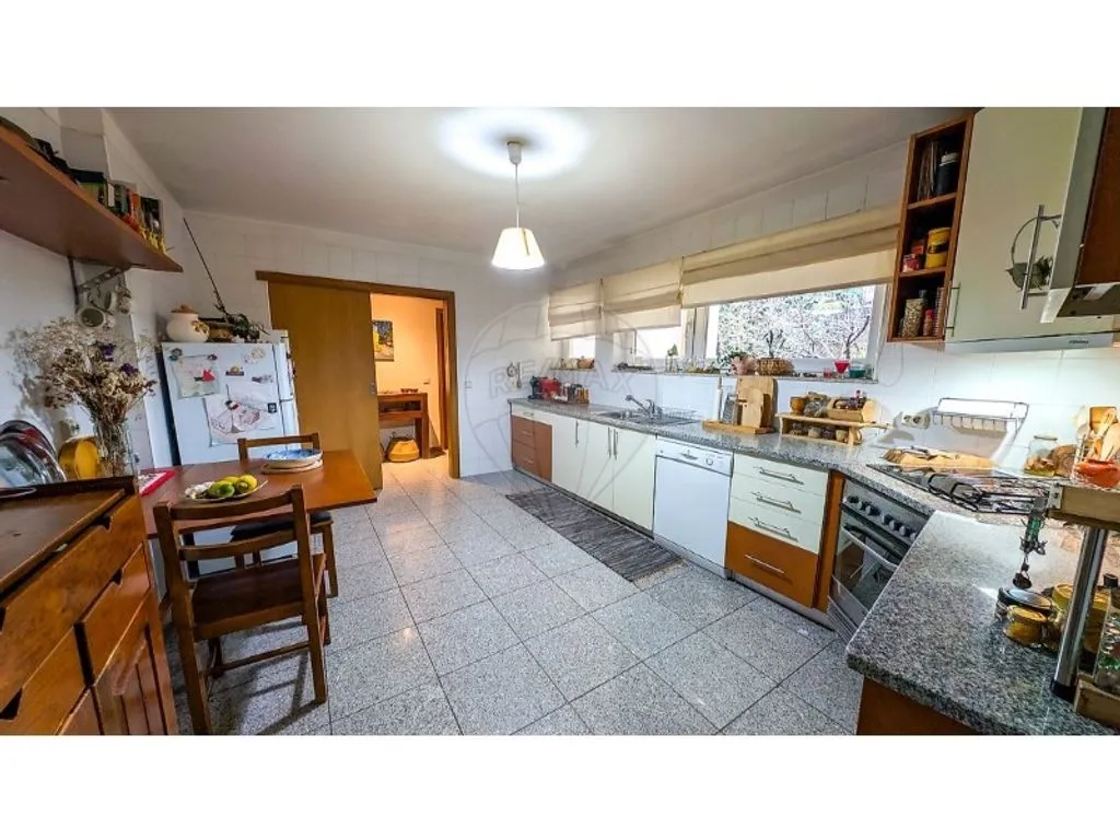Cuisine - Luxury House with Terrace Views in Vila Real
