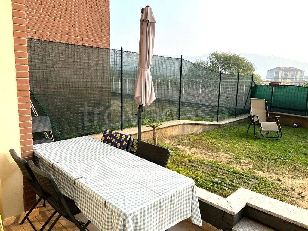 Terrass - Apartment with Private Balcony in Moncalieri