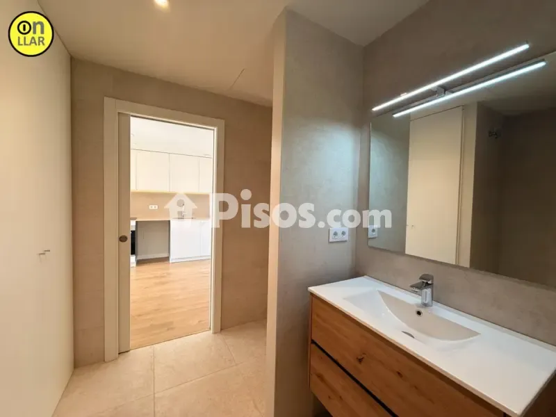 Salles de bain - Apartment with Terrace in Can Illa