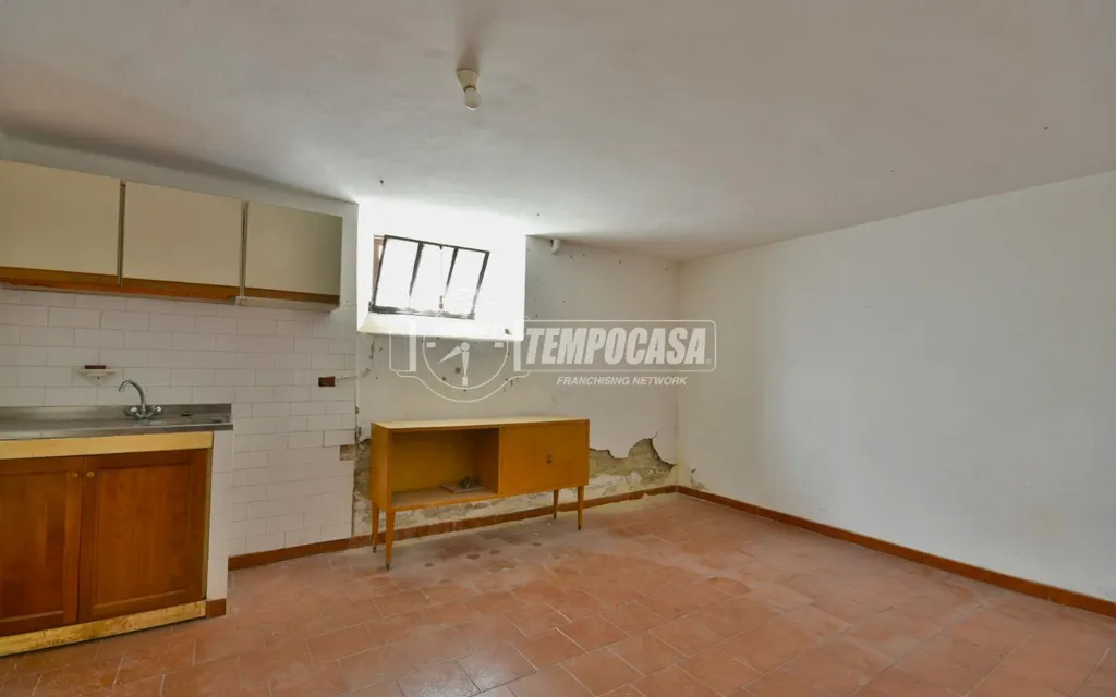 Spacious Apartment with Balconies in Osimo