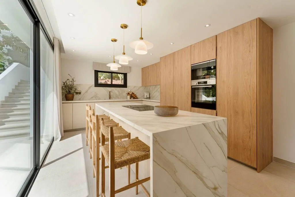 Cuisine - Contemporary Villa with Sea Views in Marbella