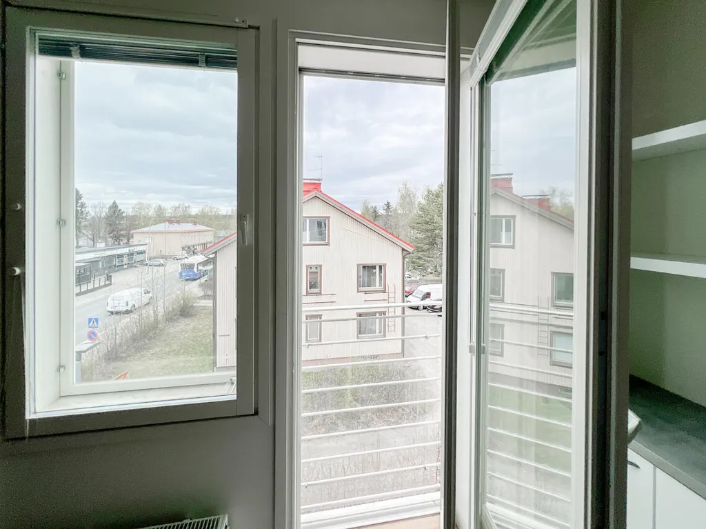Rõdu - Attic Studio with French Balcony in Nekala