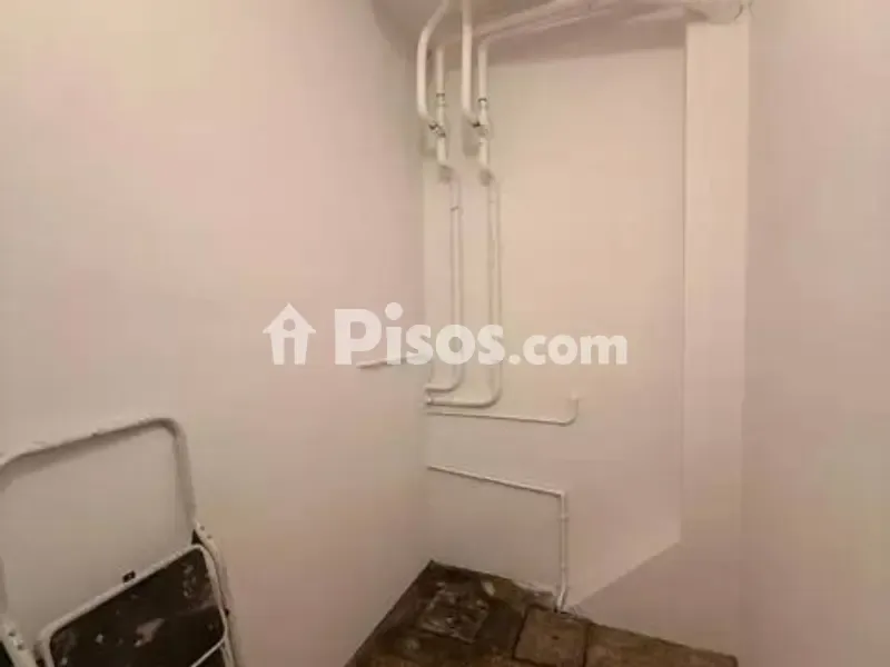 Pesuköök - Semi-Renovated Semi-Detached House in Barbastro