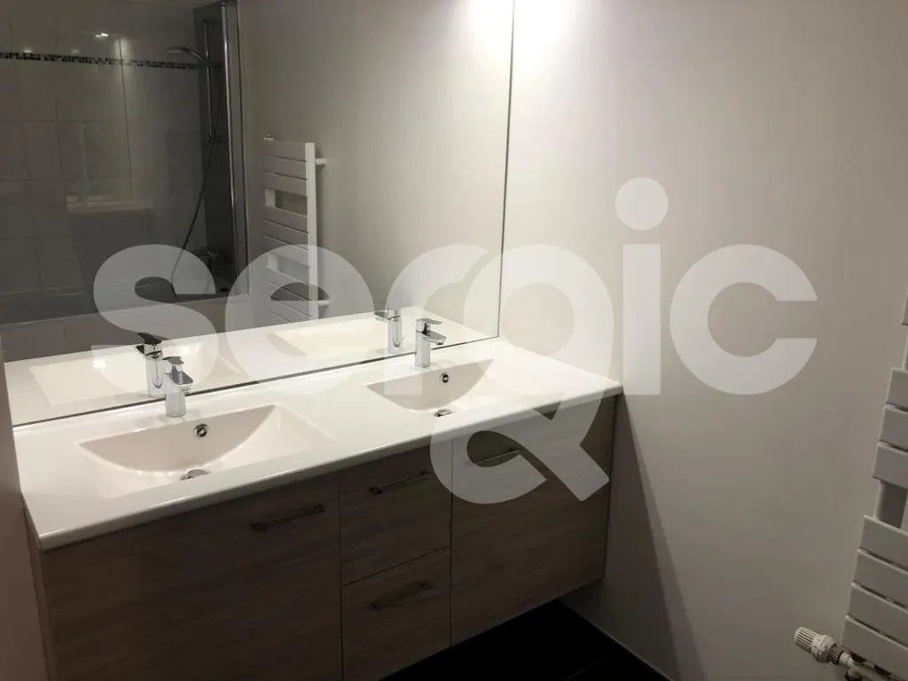 Salles de bain - Appartement Type 3 avec Balcon près de Lille