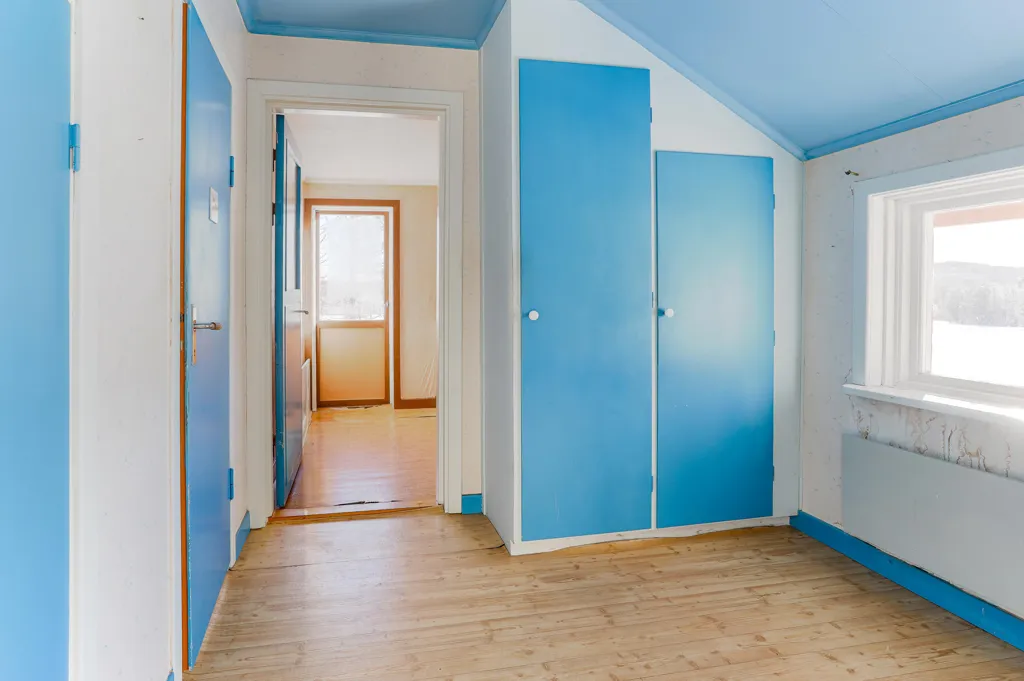 other_room