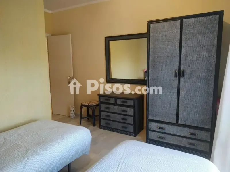 Magamistoad - Furnished Flat with Pool in La Jara