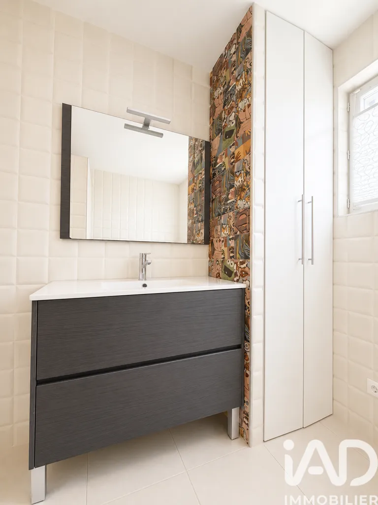 Salles de bain - Maison Traditionnelle avec Studio à Canet-en-Roussillon