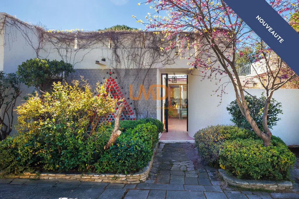 Extérieur - Villa d'Architecte avec Toit Terrasse à Marseille