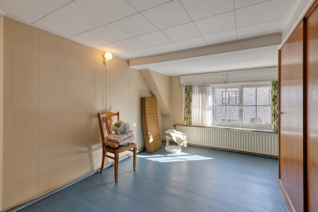 Half-Open House with Garden in Zarren Centre