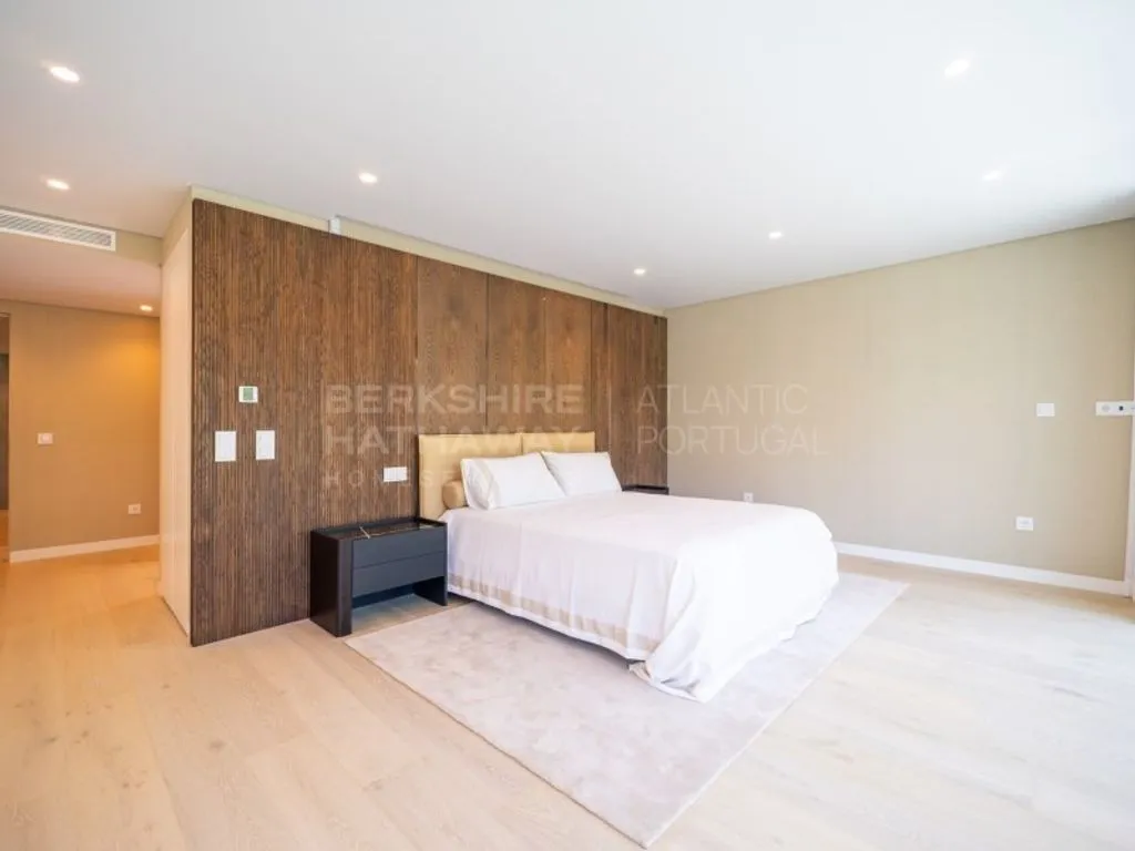 Bedrooms - Luxury Duplex with Pool in Cascais