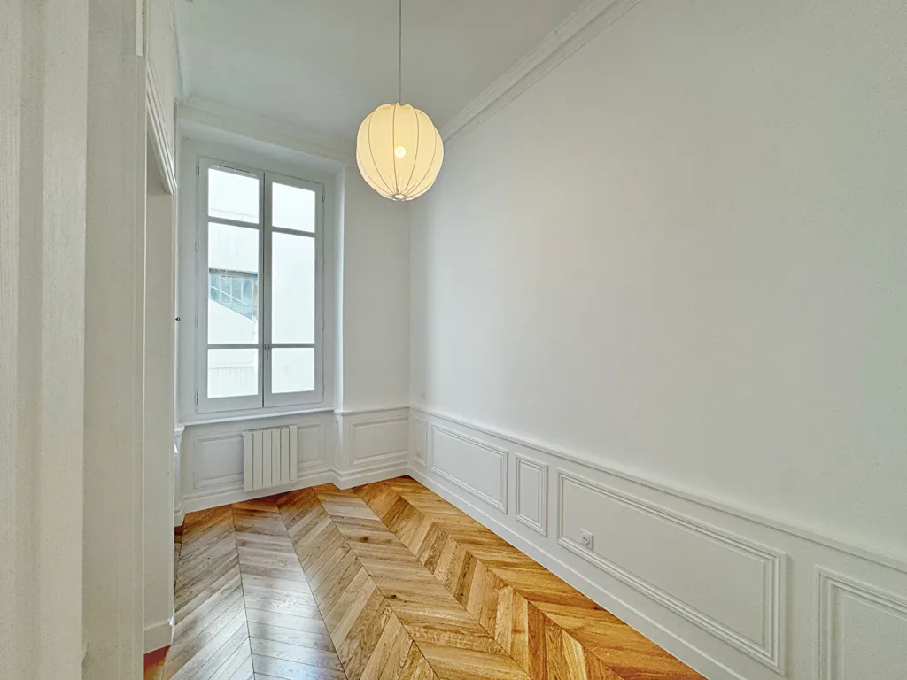 Toad - Renovated Flat with Balcony in Lyon