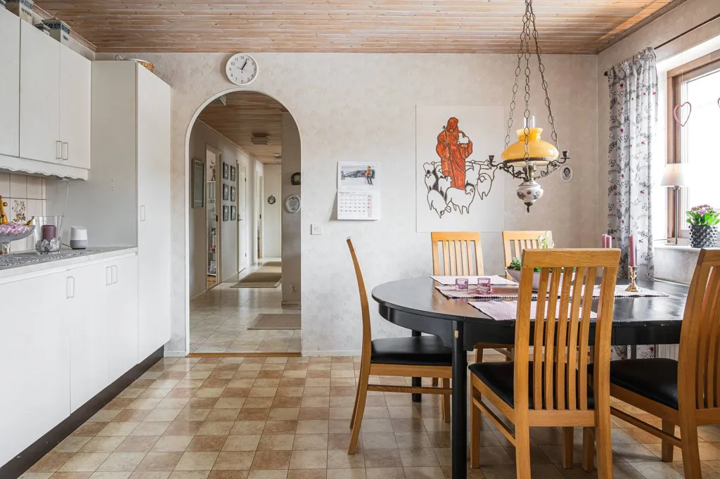 Sala da pranzo - Semi-detached Villa with Garden in Herrljunga