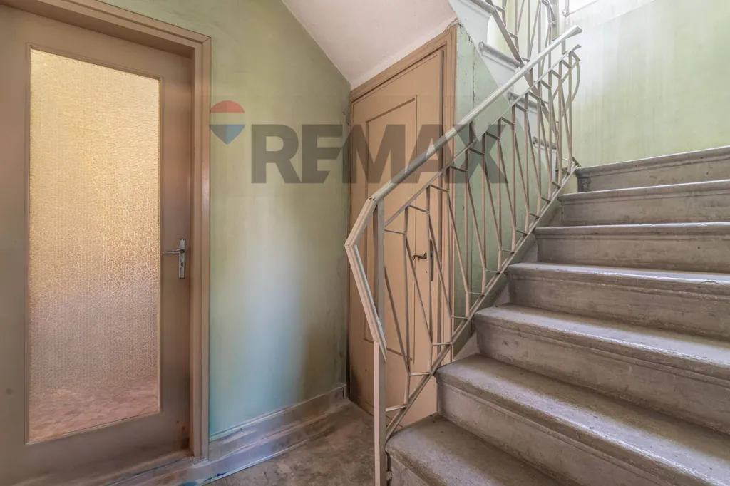 Rooms - Villa with Garden near Municipio