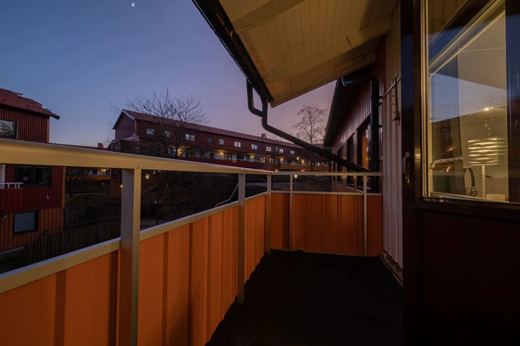 Balcone - Modern Flat with Balcony in Vindfället