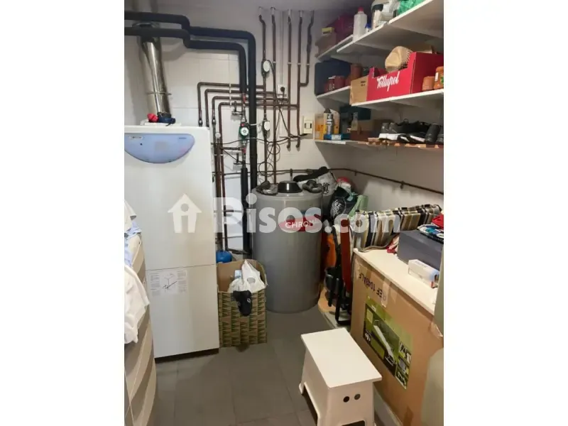 Utility Room - Chalet with Large Garden in Barcena de Cicero