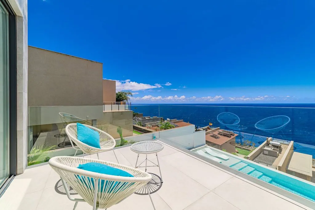 Terrasse - Contemporary Villa with Sea Views in Santa Cruz