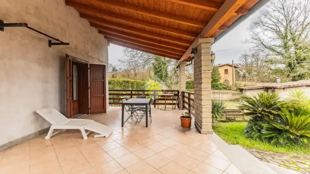 Terrass - Villa with Private Garden in Bracciano