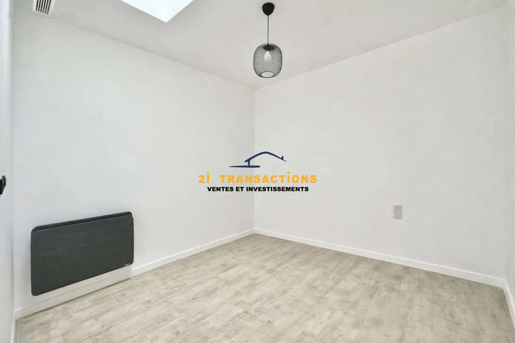 Toad - Apartment with Terraced View in Saint-Chamond