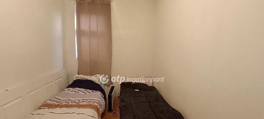 Chambres - Two-Bedroom House in Kiskunlacháza Centre