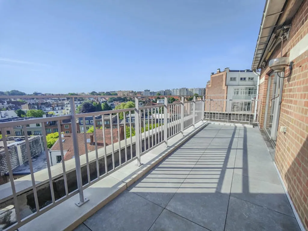 Balcon - Appartement avec Terrasse ensoleillée à Montgomery