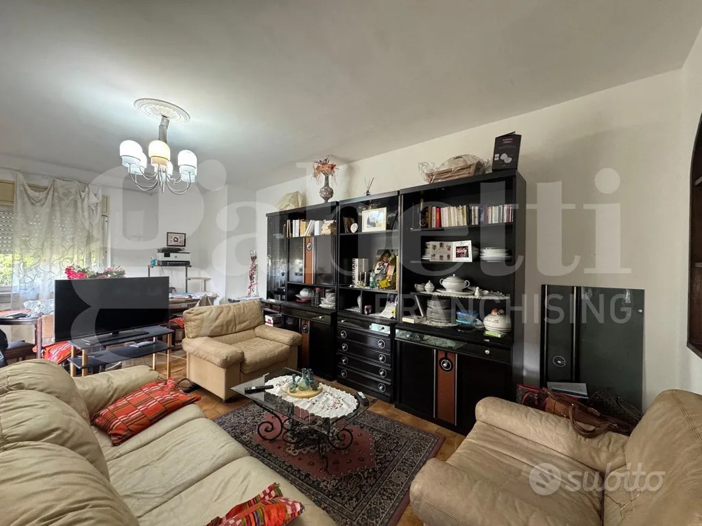Séjour - Apartment with Balcony in Orte, VT