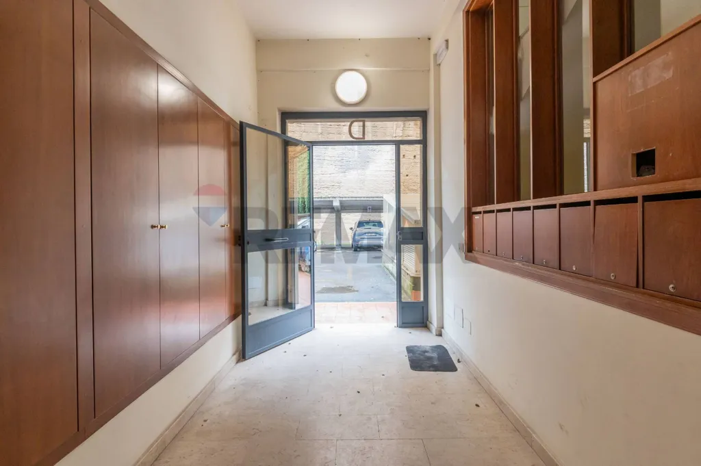 Hallway - Duplex Apartment with Terrace in Lentini
