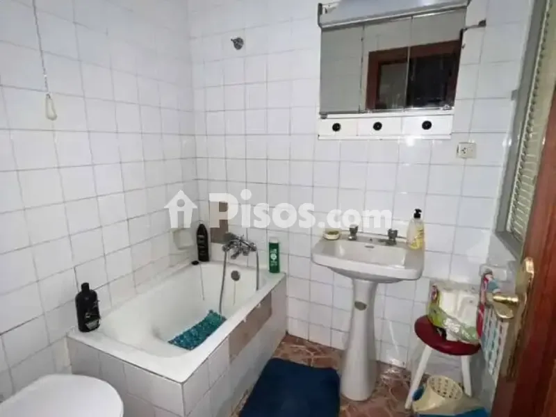 Vannitoad - Flat with Patio in Bailén Centre