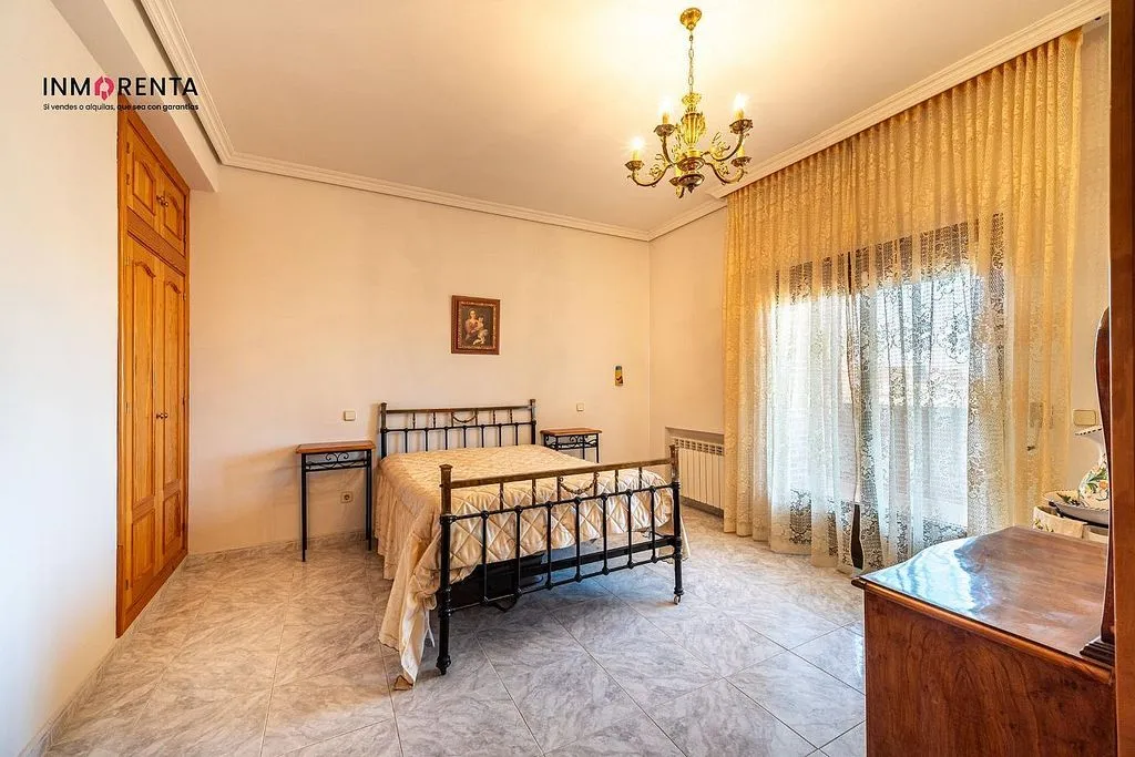 Magamistoad - Detached House with Terrace in La Mata