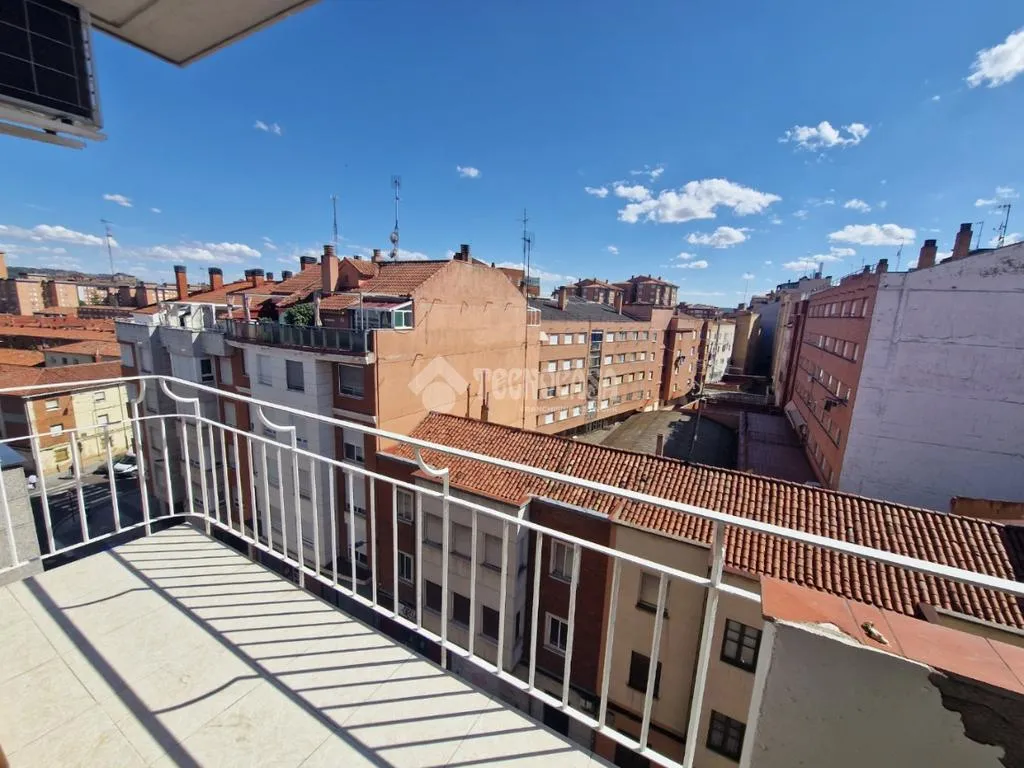 Rõdu - Apartment with Terrace in Palencia