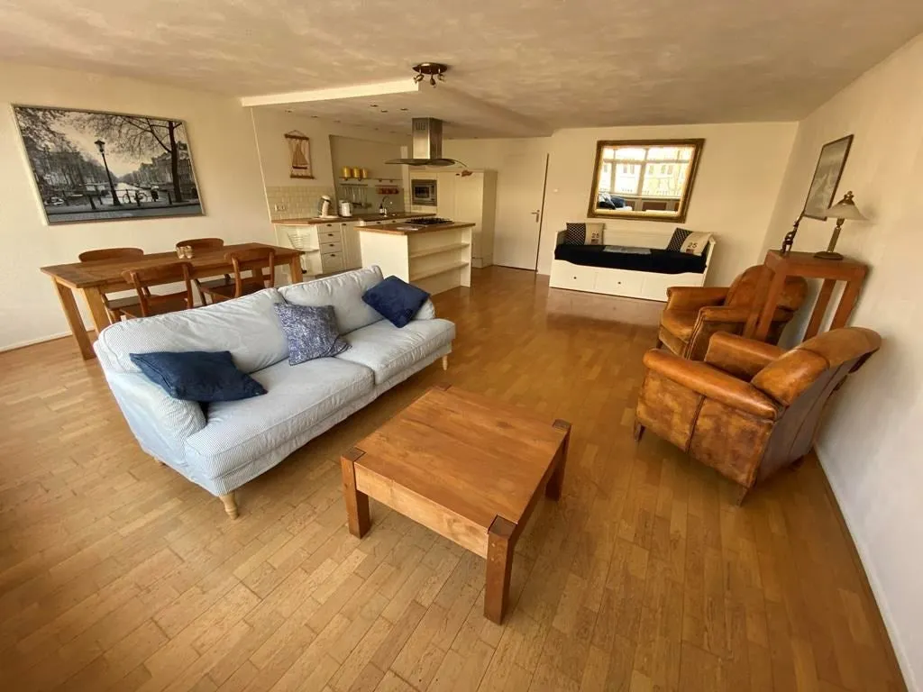 Séjour - Monumental Canal-View Apartment in Amsterdam