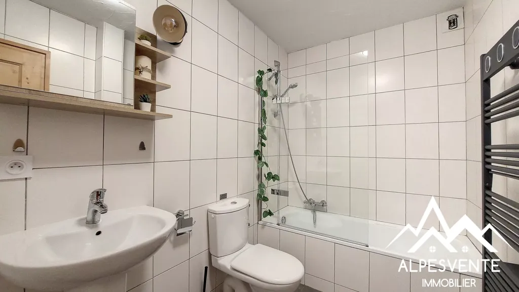 Vannitoad - Chalet-Style Flat with Private Garden in Morzine