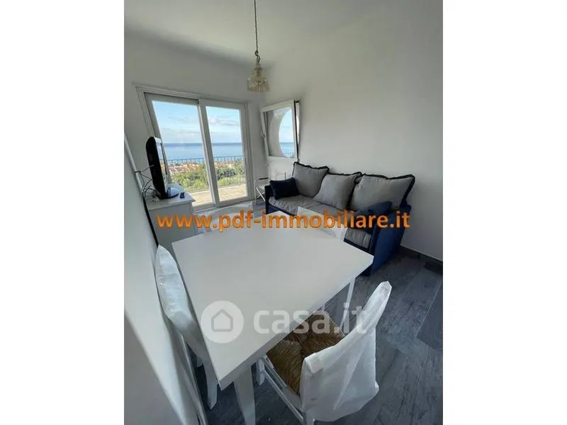 Elutuba - Balcony Flat with Sea View in Vibonati