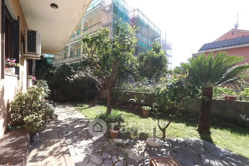 Jardin - Restored Apartment with Garden in Genoa