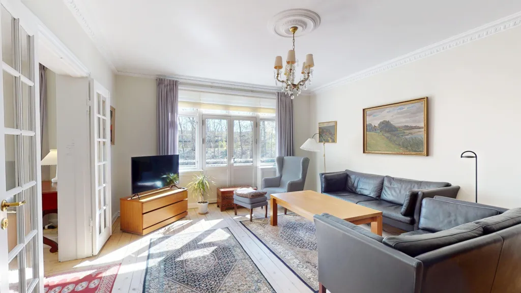 Séjour - Apartment with French Balcony in Hellerup