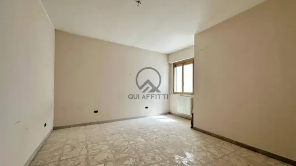 Pièces - 3-Bedroom Apartment with Terrace in Andria