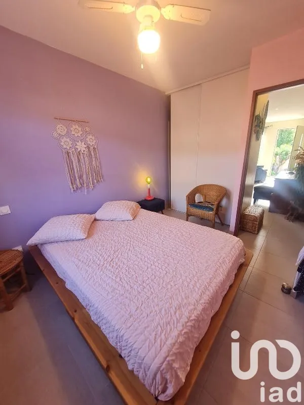Chambres - Maison de 3 Pièces avec Terrasses à Ortaffa