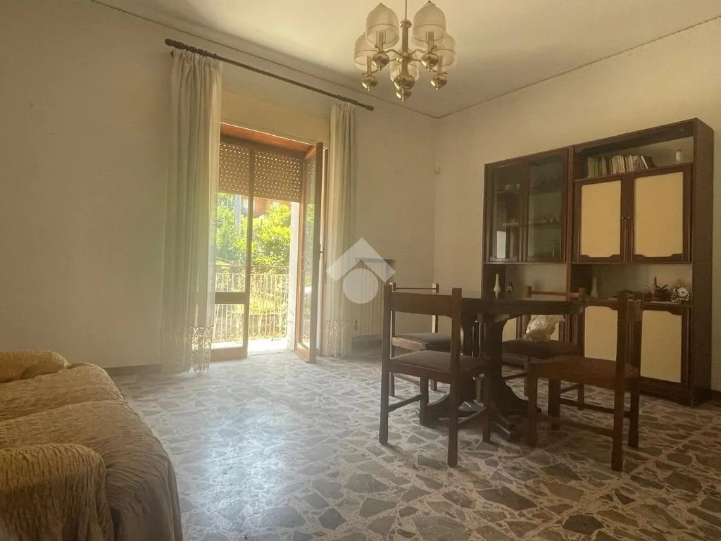 Söögituba - Spacious 5-Room Apartment with Garden in Motta Valle