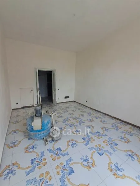 Stanze - Appartamento con vista panoramica a Salerno