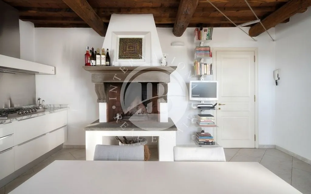 Cuisine - Luxury Villa with Pool in Pietrasanta, Tuscany