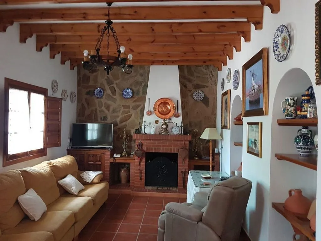 Séjour - Chalet with Extensive Land in El Palo